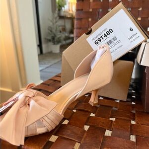 Elegant Pink Bow Heels